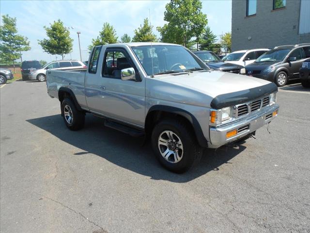 1996 Nissan Pickup SE 2WD