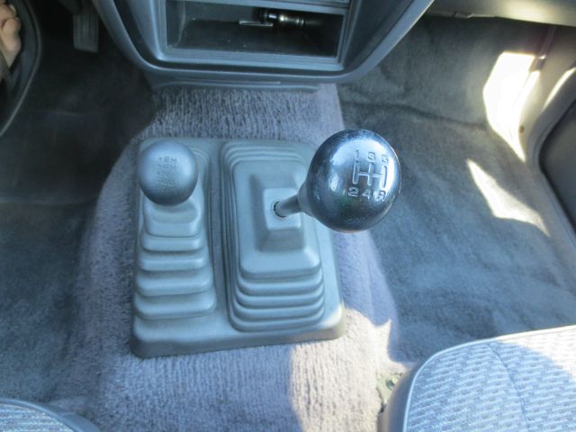 1997 Nissan Pickup W/nav.sys