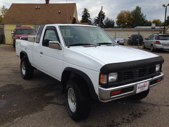 1997 Nissan Pickup SE 2WD