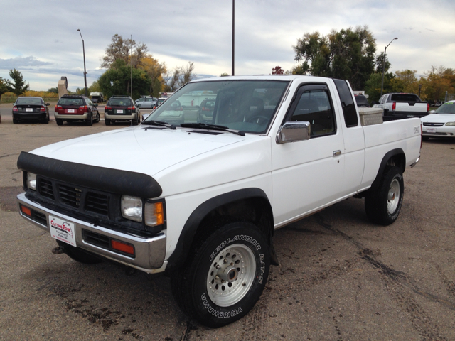 1997 Nissan Pickup SE 2WD