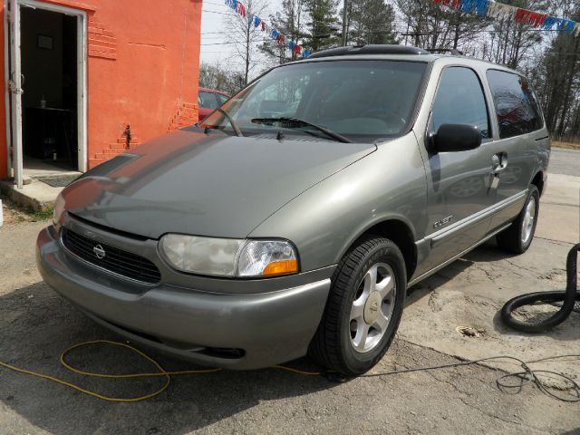 1999 Nissan Quest SE