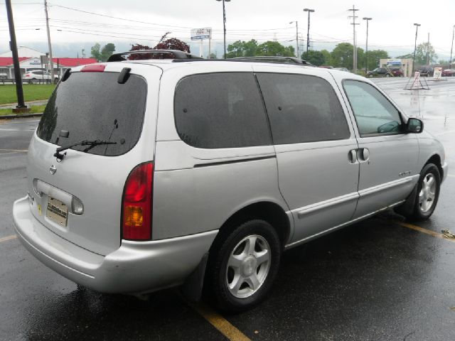 1999 Nissan Quest SE