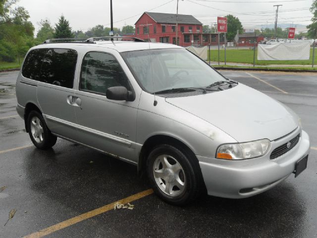 1999 Nissan Quest SE