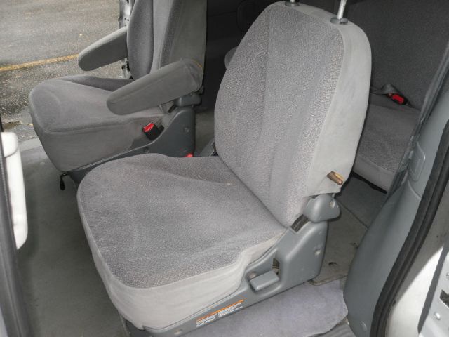 1999 Nissan Quest SE