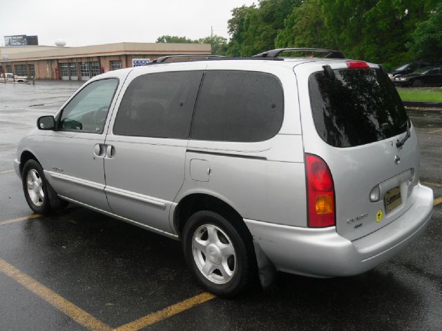 1999 Nissan Quest SE