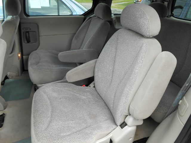 2000 Nissan Quest SE