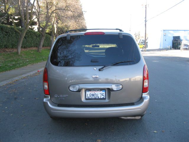 2001 Nissan Quest SE