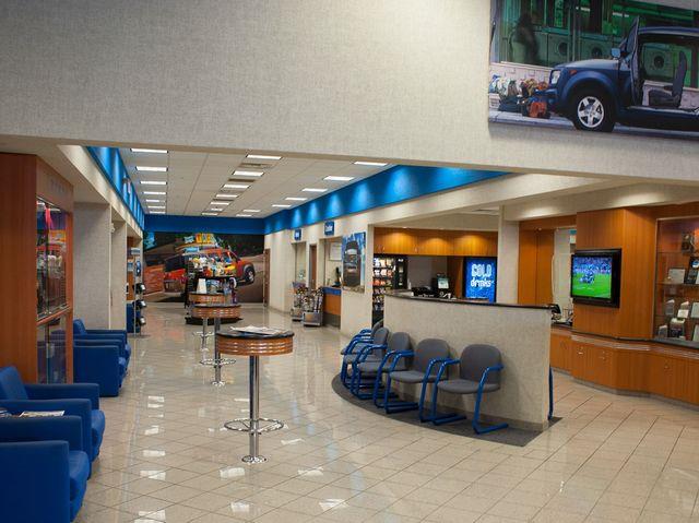 2001 Nissan Quest 2010 Ford XL