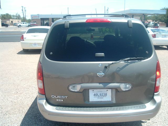 2002 Nissan Quest SE