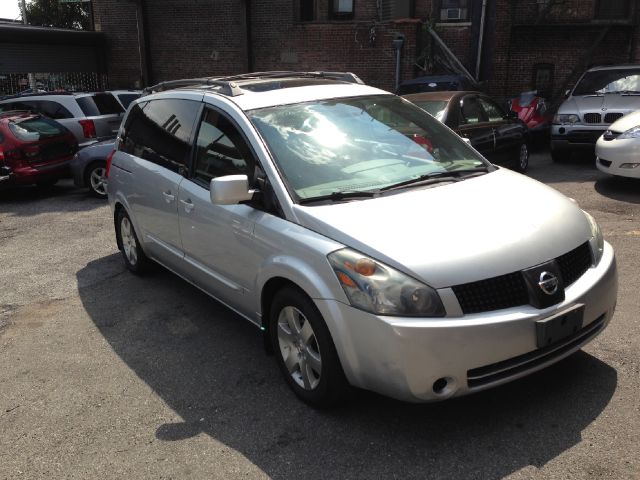 2004 Nissan Quest LE