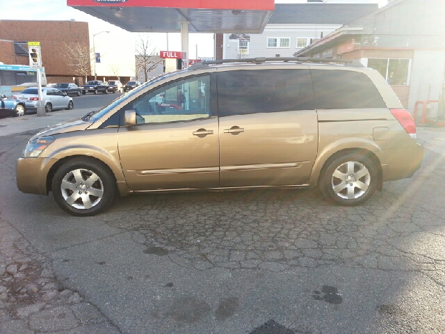 2004 Nissan Quest LE