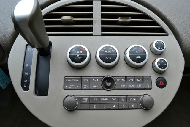 2004 Nissan Quest ST Pickup 4D 5 1/2 Ft