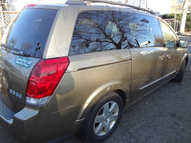 2004 Nissan Quest LE