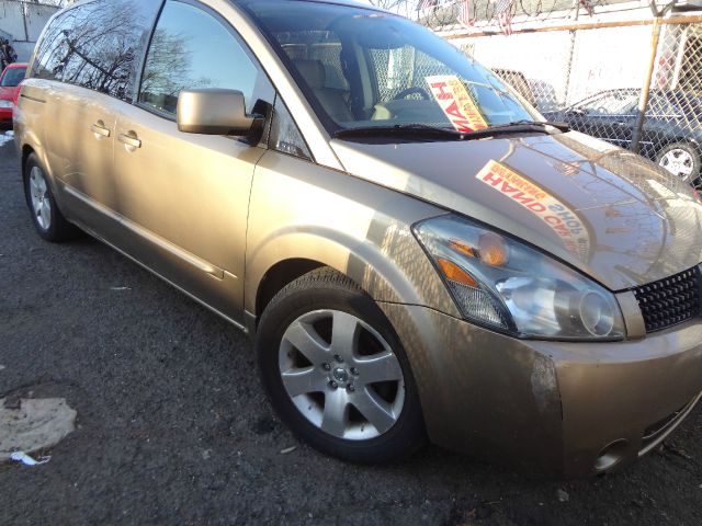 2004 Nissan Quest LE