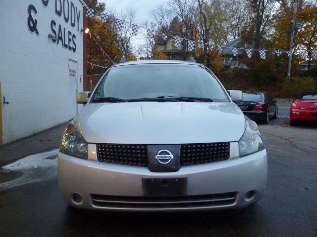 2004 Nissan Quest SE