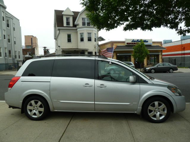 2004 Nissan Quest LS Flex Fuel 4x4 This Is One Of Our Best Bargains