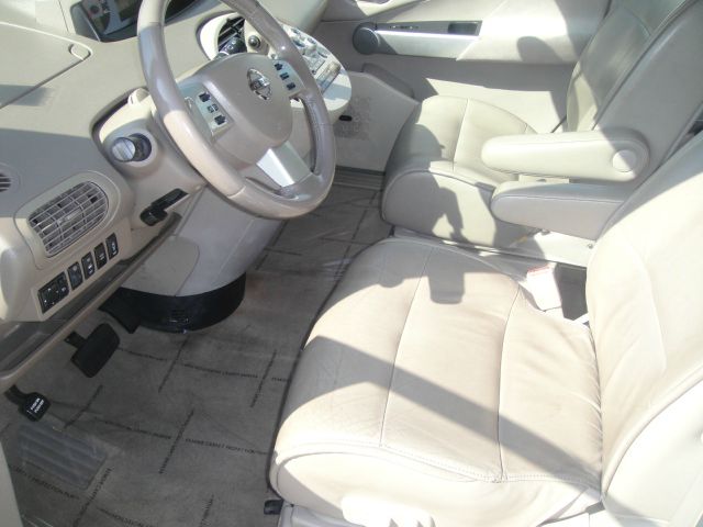 2004 Nissan Quest LE