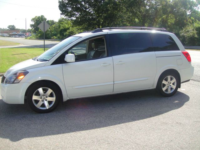 2004 Nissan Quest LE