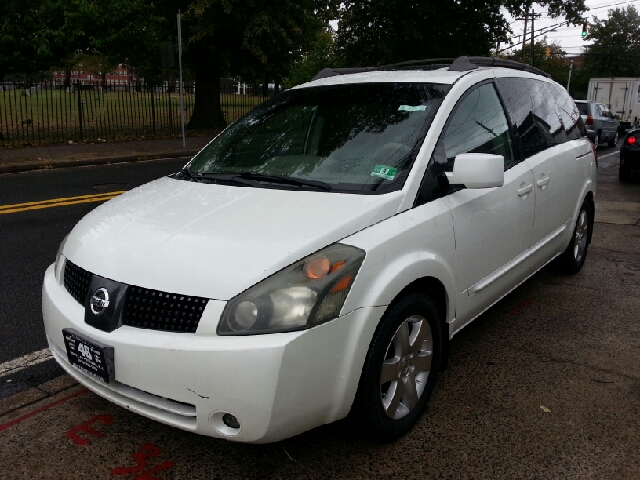 2004 Nissan Quest LE