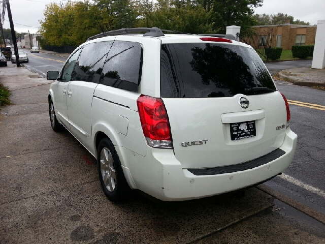 2004 Nissan Quest LE