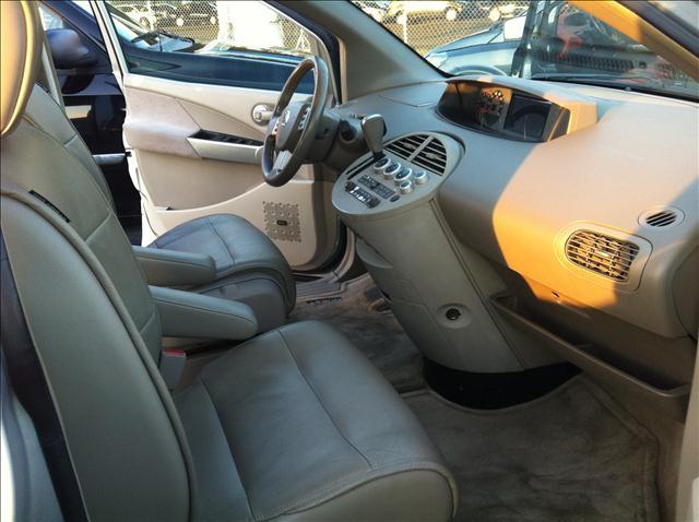 2004 Nissan Quest SE