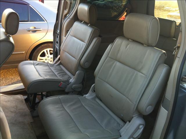 2004 Nissan Quest SE