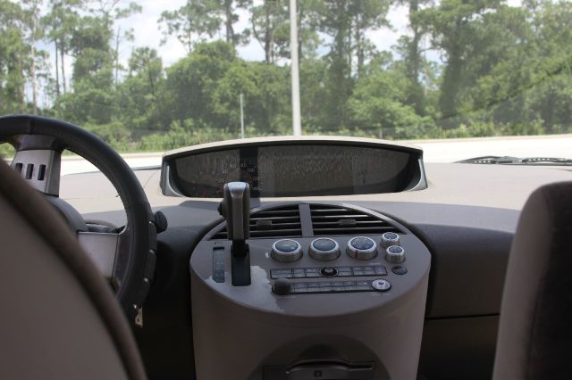 2004 Nissan Quest ST Pickup 4D 5 1/2 Ft