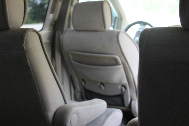 2004 Nissan Quest ST Pickup 4D 5 1/2 Ft