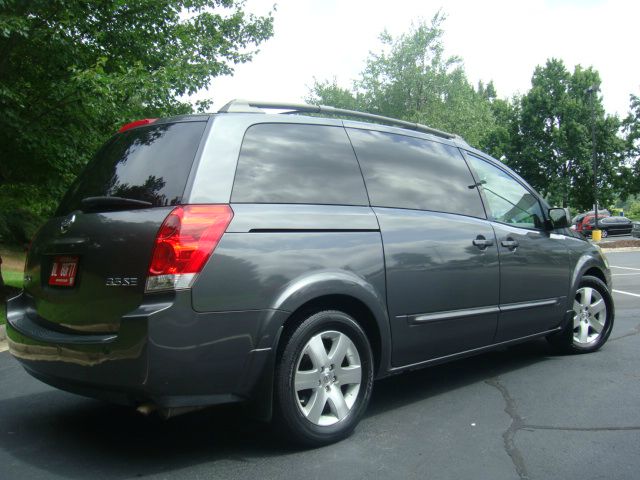 2004 Nissan Quest LE