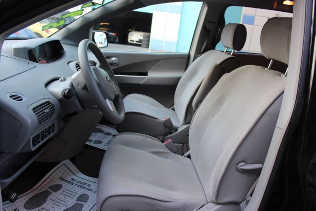 2005 Nissan Quest LE