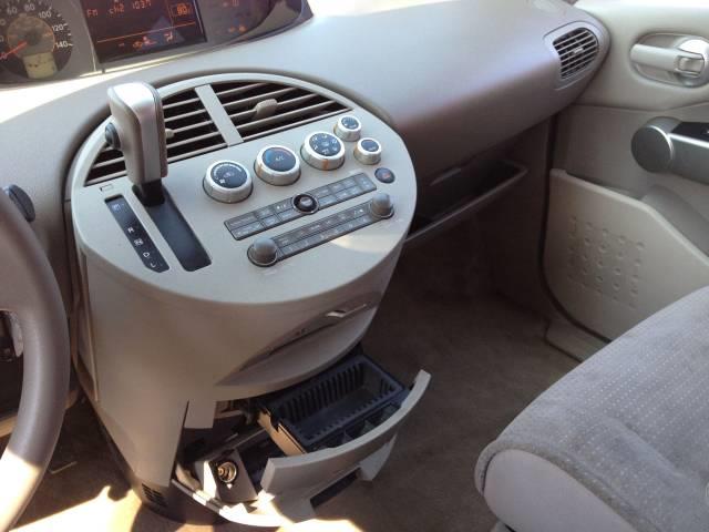 2005 Nissan Quest XR