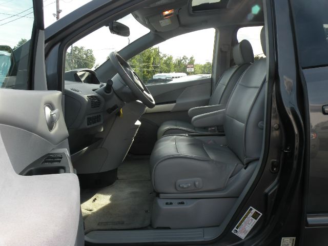 2006 Nissan Quest Loaded,super Clean