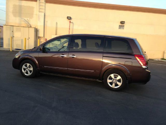 2007 Nissan Quest LE
