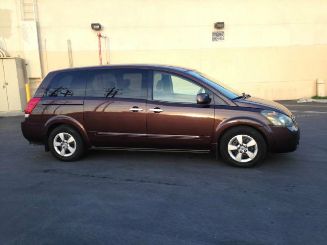 2007 Nissan Quest LE