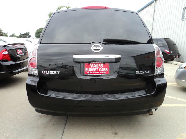 2007 Nissan Quest LE