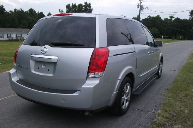 2007 Nissan Quest LE