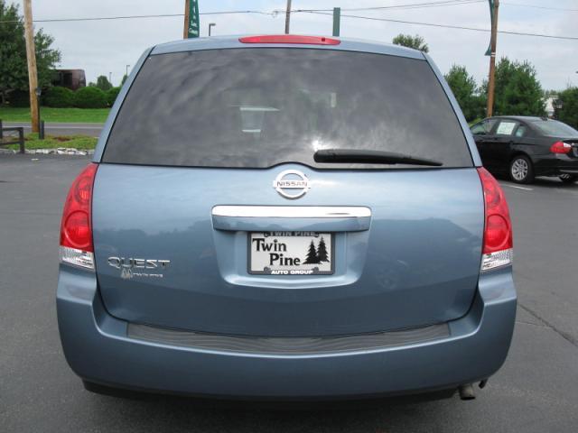 2008 Nissan Quest XR