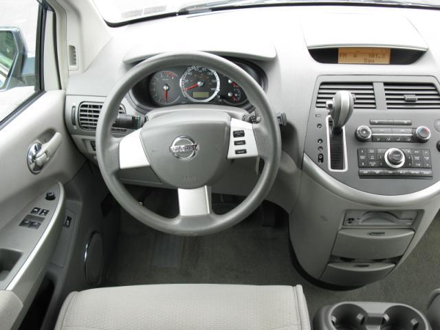 2008 Nissan Quest XR