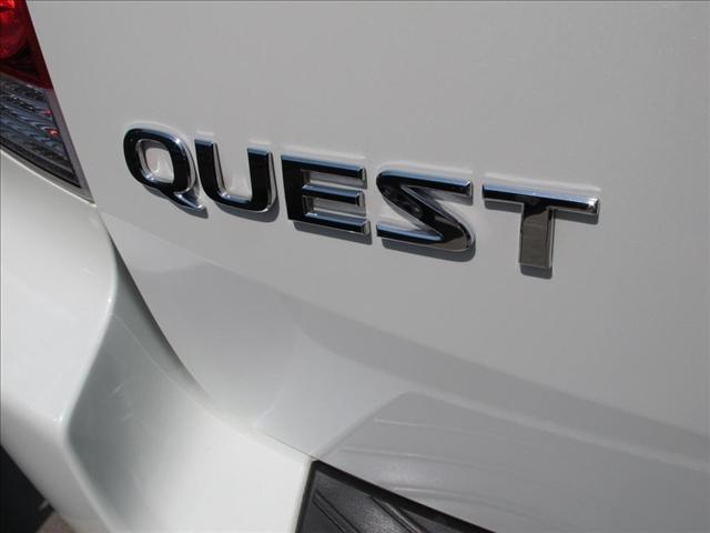 2008 Nissan Quest Base