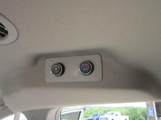 2008 Nissan Quest Supercab 139 XLT 4WD