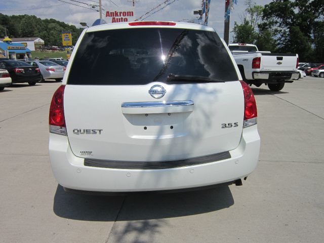 2008 Nissan Quest Supercab 139 XLT 4WD