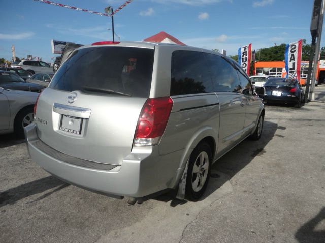 2008 Nissan Quest LE