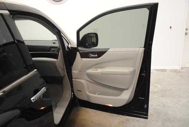 2011 Nissan Quest X