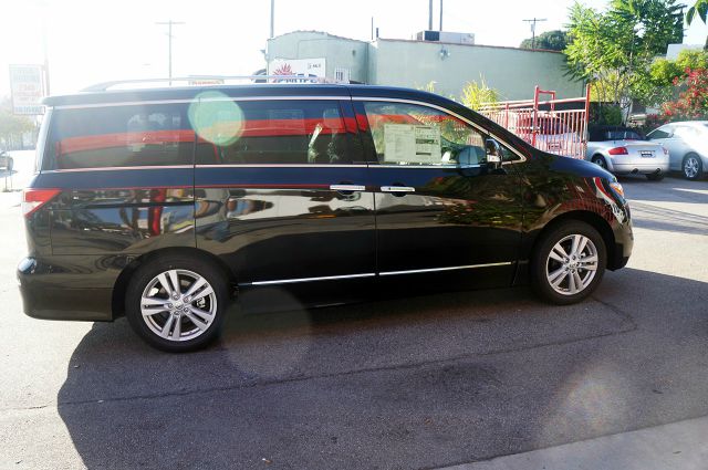 2013 Nissan Quest Lsend OF THE YEAR Special