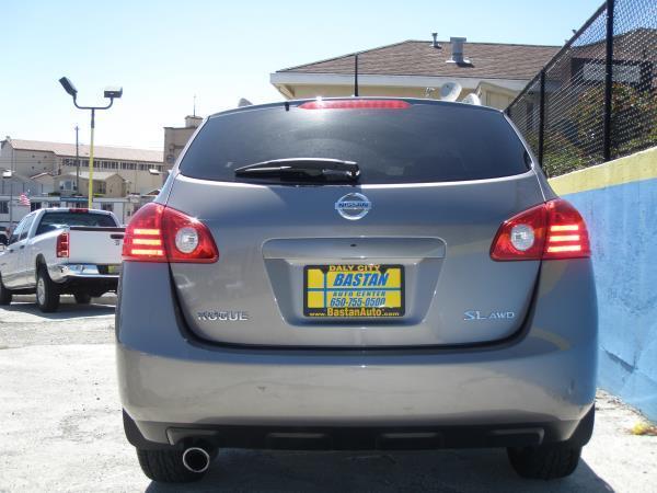 2008 Nissan Rogue 4dr 1500 4WD LTZ