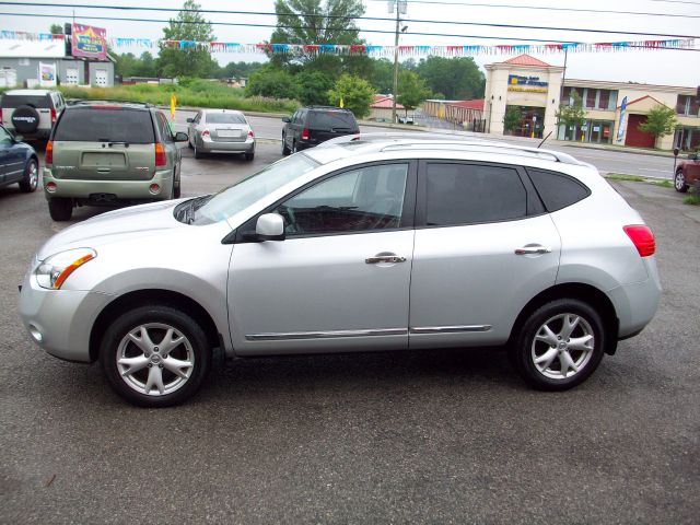 2009 Nissan Rogue 2.5S ONE Owner