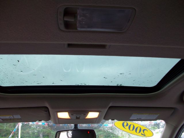 2009 Nissan Rogue 2.5S ONE Owner