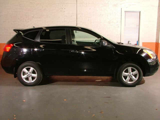 2010 Nissan Rogue Lariat Crew Cab 4WD DRW