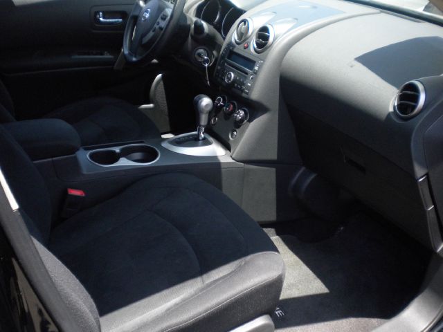 2010 Nissan Rogue Spider Veloce