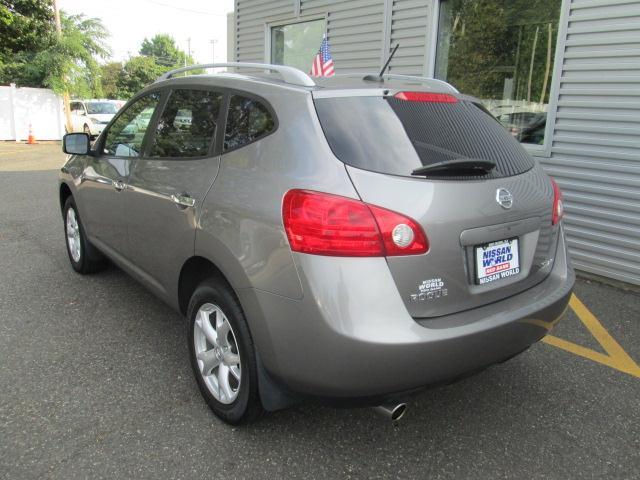 2010 Nissan Rogue 1/2 Ton 2WD